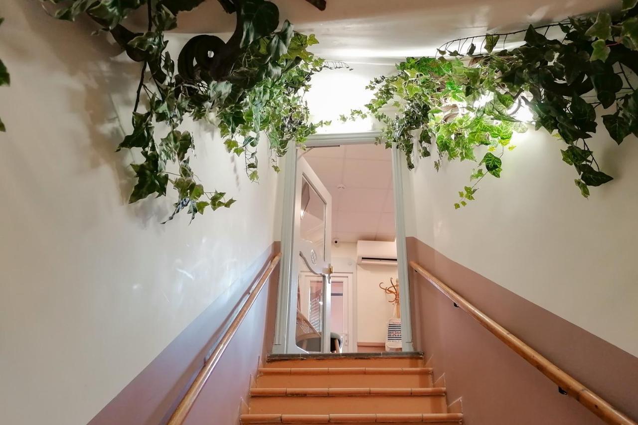 Aparthotel Ammi Vieux Nice Bagian luar foto