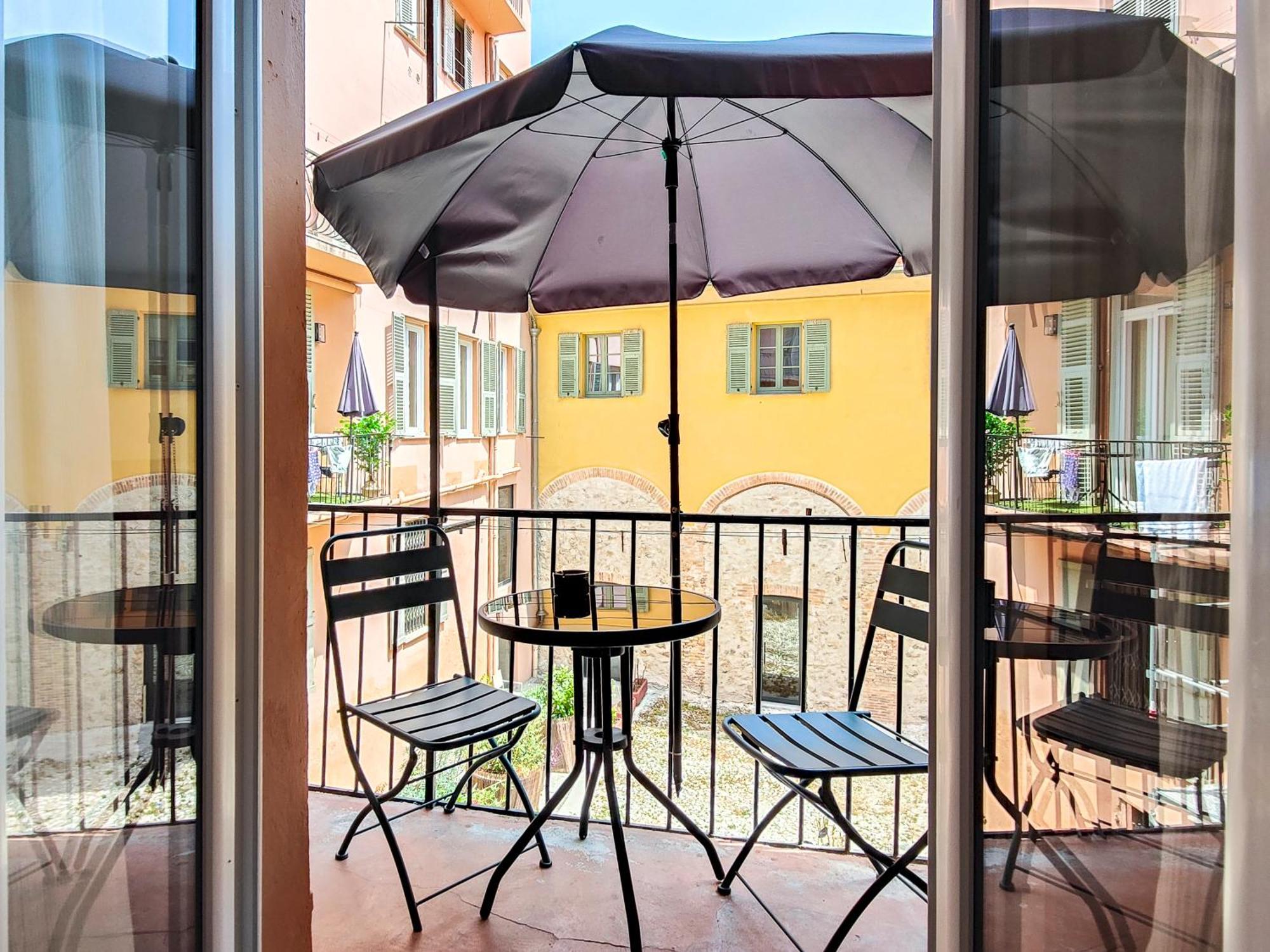 Aparthotel Ammi Vieux Nice Bagian luar foto