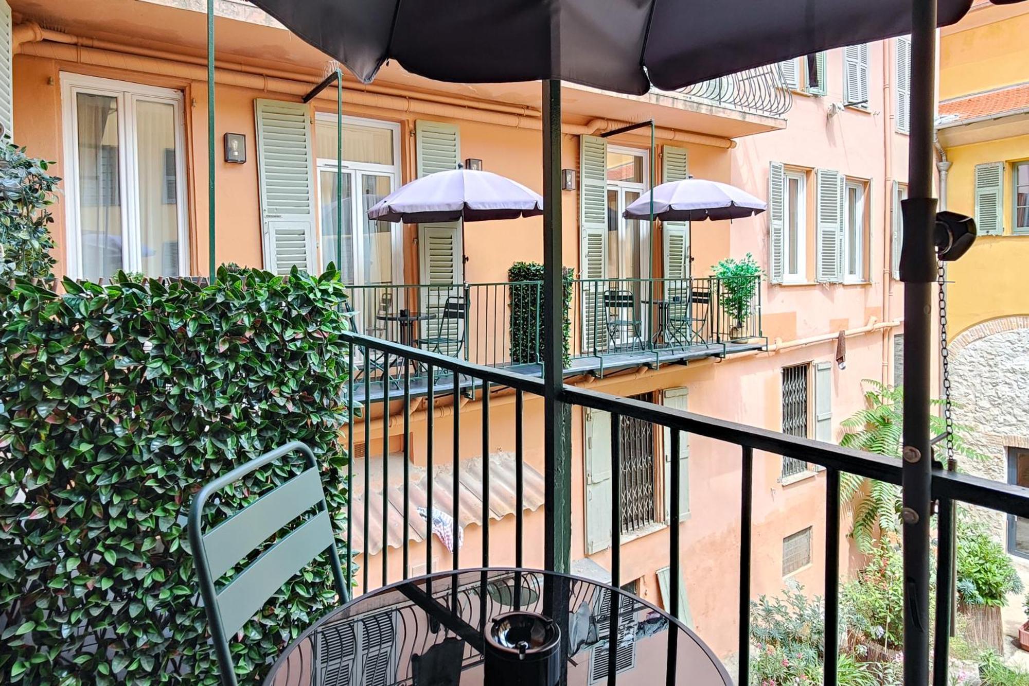 Aparthotel Ammi Vieux Nice Bagian luar foto