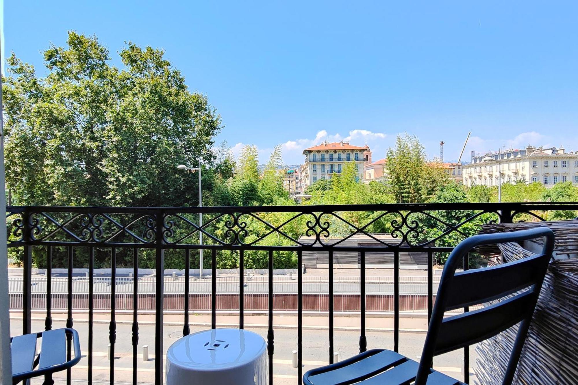 Aparthotel Ammi Vieux Nice Bagian luar foto